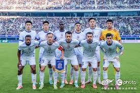 五支球队竞逐安东尼-戴维斯，独行侠面临关键抉择（雄鹿／快船／公牛／猛龙／老鹰方案解读）